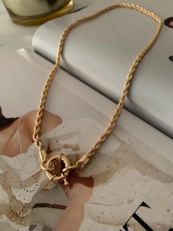 Önden Kapama Burgu Kolye (54 cm).
