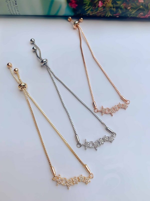 Zirkon Sıra Taşlı Yıldız Bileklik