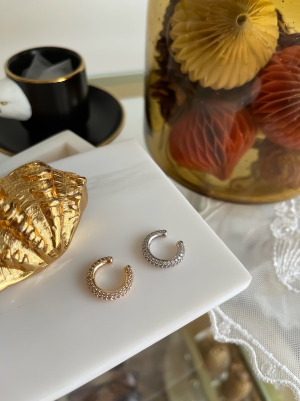 Zirkon Taşlı Gümüş Kaplama Halka Kıkırdak Küpe