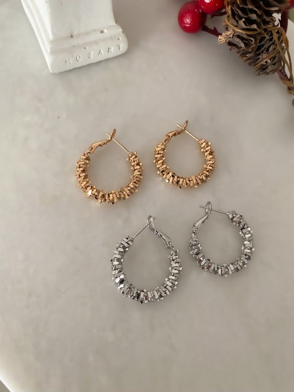 Özel Seri Küçük Boy Tırtıklı Halka Küpe (Çapı:17 mm)