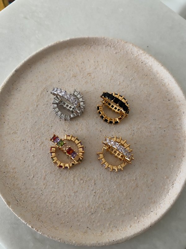 Özel Seri Kesme Taşlı Halka Küpe