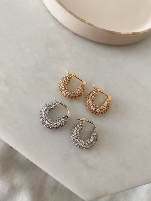 Özel Seri Zirkon Taş Kaplı Bombeli Halka Küpe