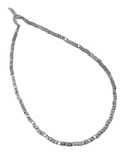 Gümüş Renk Küp Boncuk Kolye ( 45 Cm )