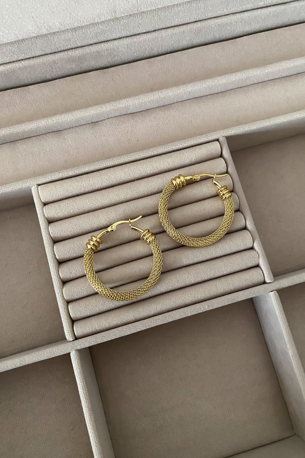 Çelik İnce Hasır Görünüm Halka Küpe (İç Çapı: 3 cm)