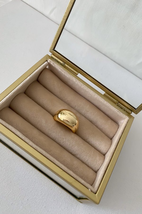 Gold Bombeli Geniş Plaka Ayarlanabilir Yüzük