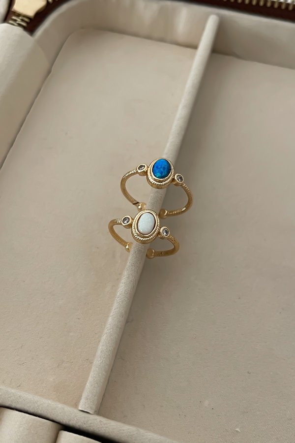 Oval Opal Taşlı Zirkon Taş Detay Ayarlanabilir Yüzük