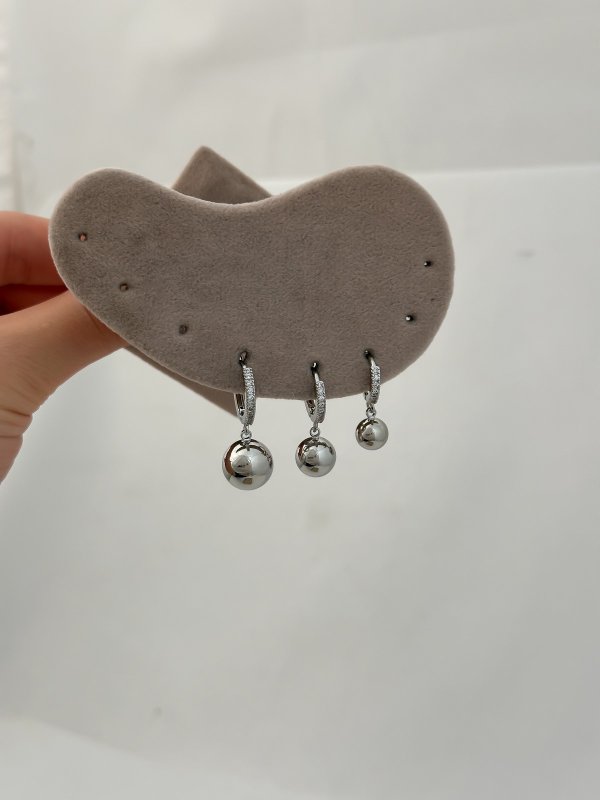Özel Seri Gümüş Topçuk Sallantılı Üçlü Set Küpe