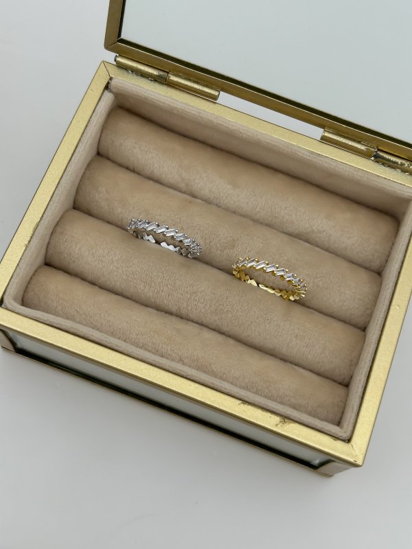 Özel Seri Kırık Baget Taş Sıralı Ayarlanabilir Yüzük