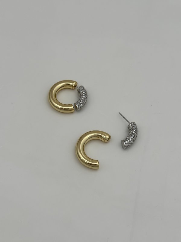 Özel Seri Gold Boru Plaka Zirkon Taş Detay Kapama Küpe (Küçük  Boy)