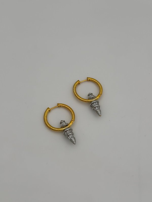 Özel Seri Gold Burgu Halkada Gümüş Çivi Model Küpe