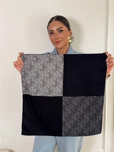 Siyah Beyaz Kare Desenli Fular ( 50 * 50