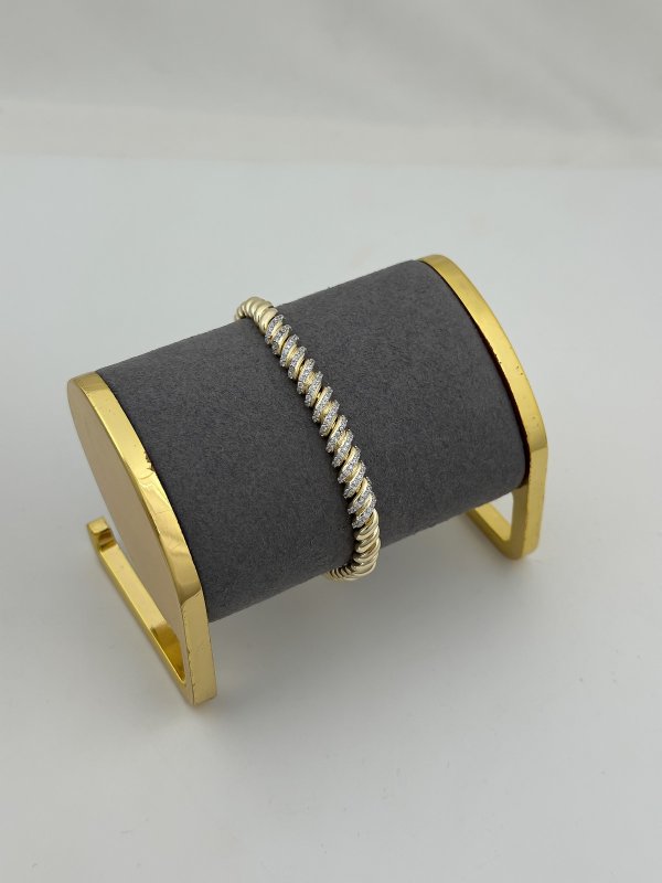 Özel Seri Tırtık Plaka Zirkon Taş Detay Bileklik (19 Cm)