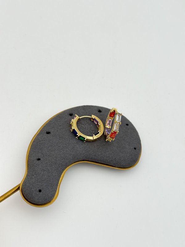 Özel Seri İçli Dışlı Renkli Zirkon Taşlı Halka Küpe ( İç Çap: 1.5 Cm )