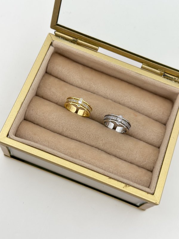 Özel Seri Zirkon Taşlı Üçlü Görünüm Serçe Parmak Yüzük