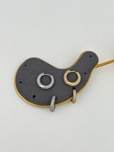 Özel Seri Gömme Zirkon Taşlı Halka Küpe (İ Çap: 1 Cm)