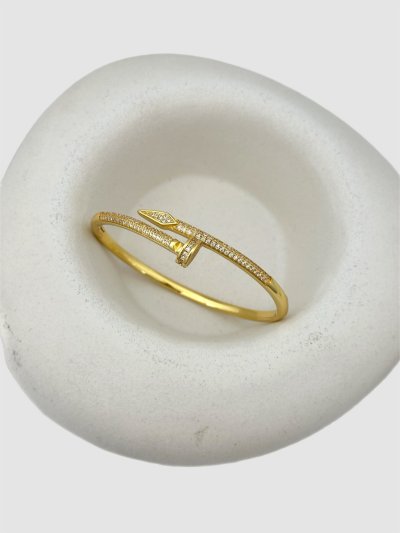 Özel Seri Gold Renk Zirkon Taşlı Çivi Model Kelepçe Bileklik ( İç Çap : 5.8 Cm )