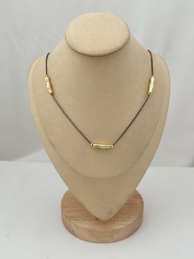 Siyah Gold İtalyan Zincirde Dövme Boru Plaka Sıralı Kolye (67 Cm)