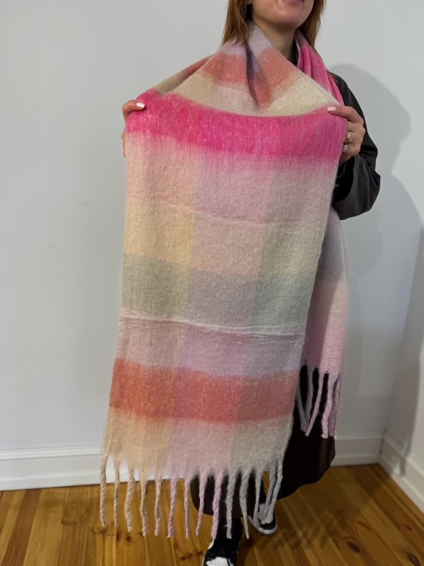 Yünlü Pembe Ton Geçişli Şal