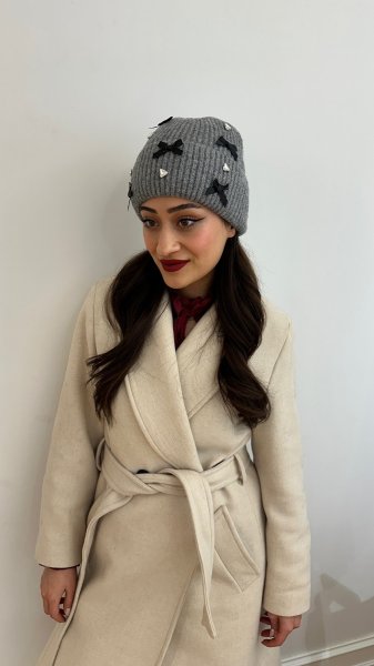 Taş Ve Fiyonk Detay Gri Bere