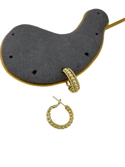 Özel Seri Burgu Kenar Topçuk Detay Halka Küpe (İç Çap:1.4 Cm)