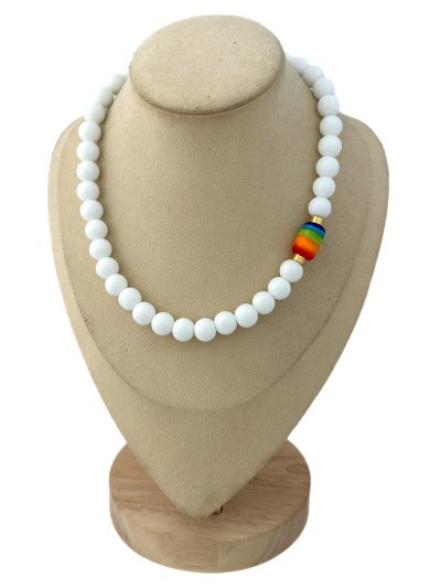 Beyaz Akik Sıralı Gökkuşağı Silindir Murano Detay Kolye (45 Cm)