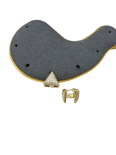 Özel Seri Zirkon Taşlı Üçgen Figür Küpe